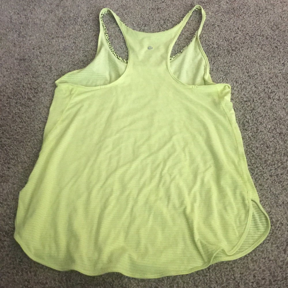 Lululemon tank!